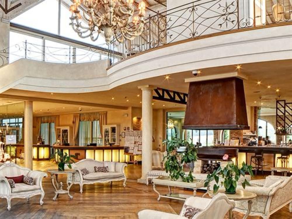Garda Hotel San Vigilio Golf Pozzolengo Ngoại thất bức ảnh