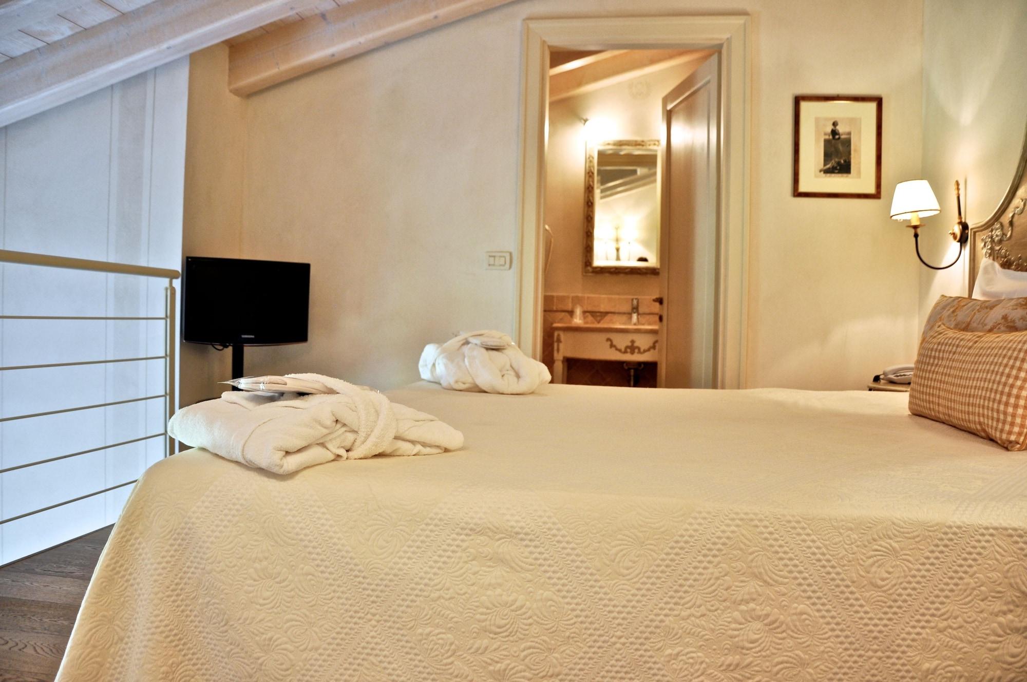 Garda Hotel San Vigilio Golf Pozzolengo Ngoại thất bức ảnh