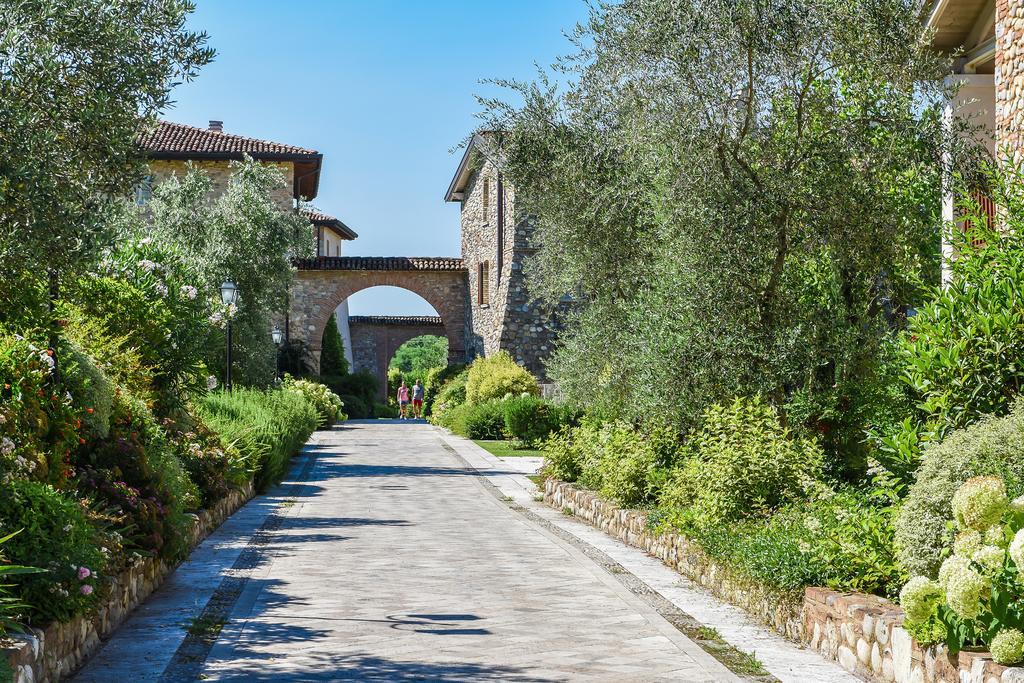 Garda Hotel San Vigilio Golf Pozzolengo Ngoại thất bức ảnh